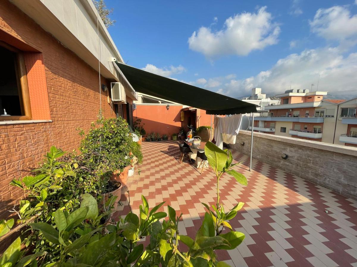 Venus - Cozy Apt With Terrace Vlorë Buitenkant foto