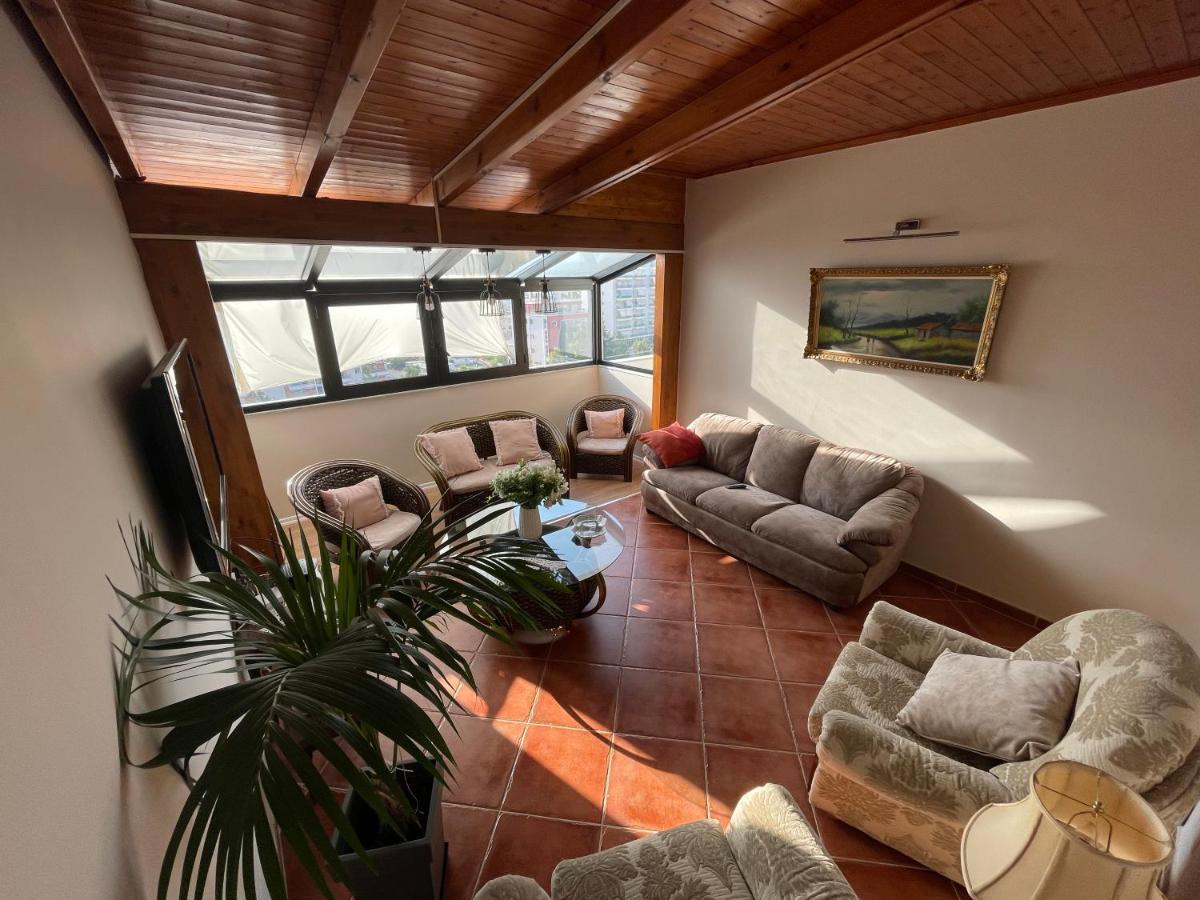 Venus - Cozy Apt With Terrace Vlorë Buitenkant foto