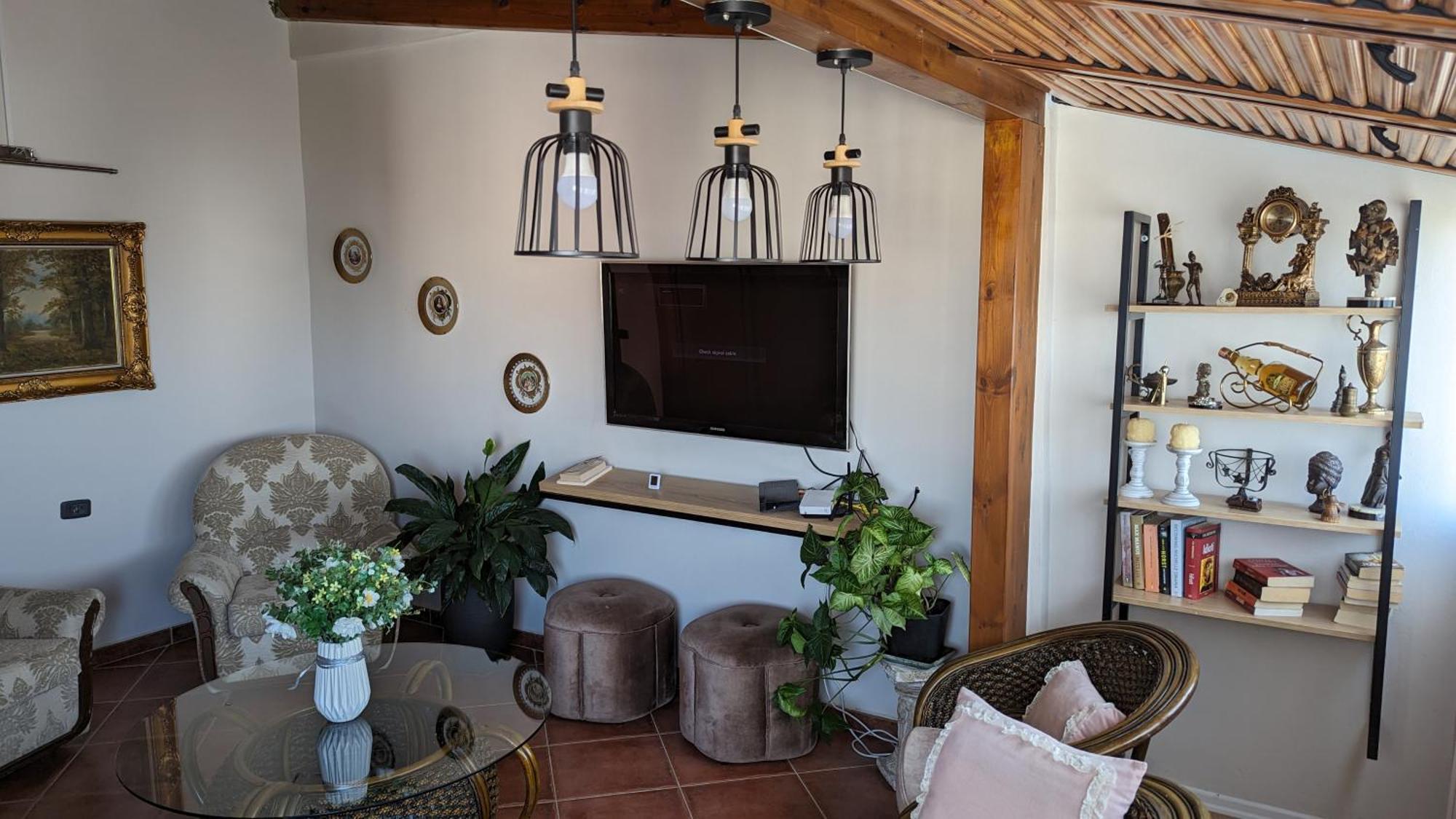 Venus - Cozy Apt With Terrace Vlorë Buitenkant foto