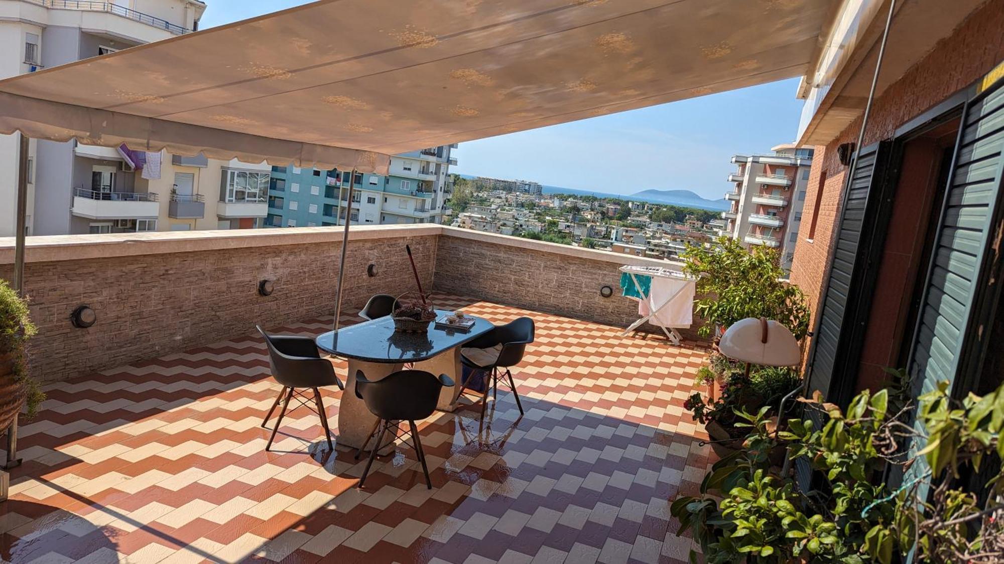 Venus - Cozy Apt With Terrace Vlorë Buitenkant foto